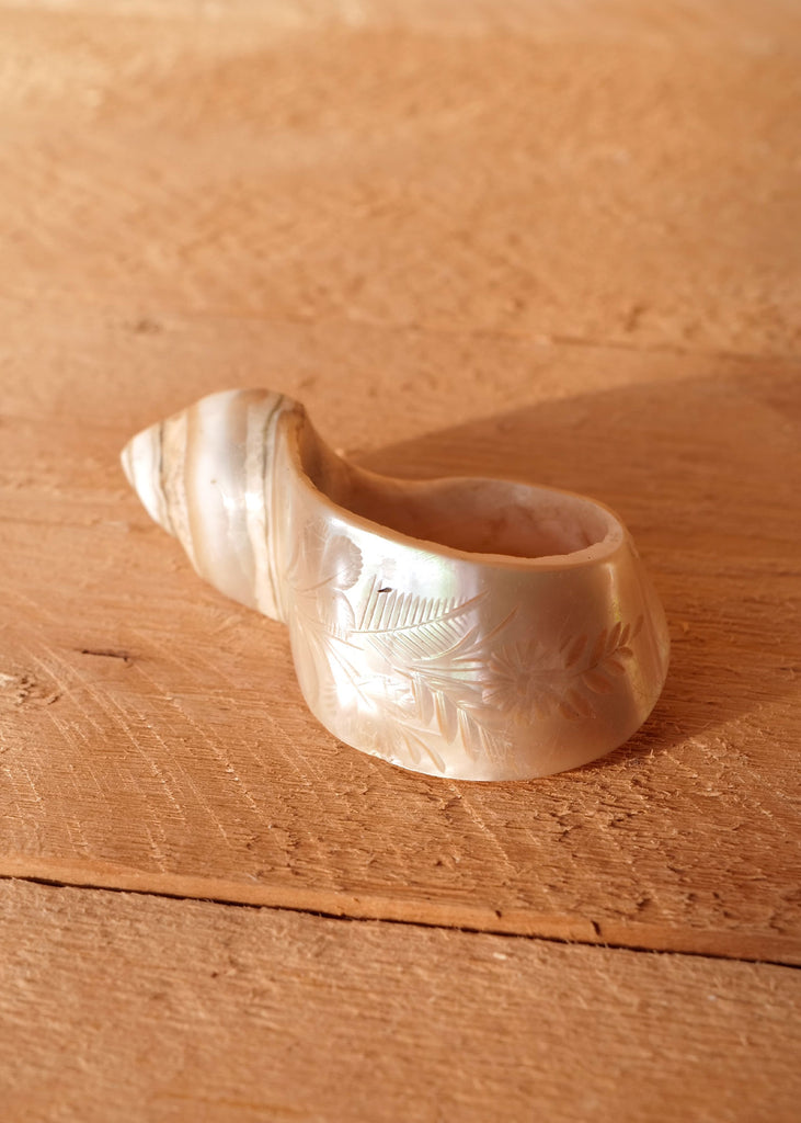 Vintage Souvenir Shell Napkin Rings – Slow Roads